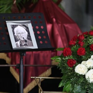Posljednji ispraćaj skladatelja i dirigenta Đele Jusića na krematoriju