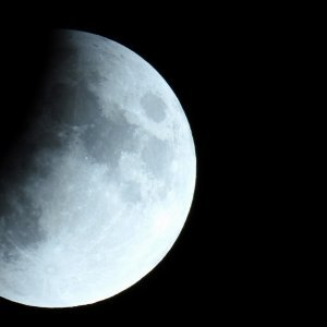 Djelomična pomrčina Mjeseca u Zagrebu