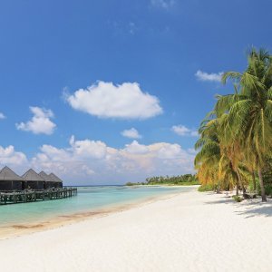Lhaviyani Atoll, Maldivi