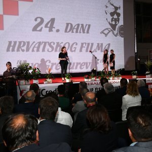 U Orašju svečano otvoreni 24. Dani hrvatskog filma "Ivo Gregurević"