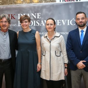 Chris Marcich, Dana Budisavljević, Nina Obuljen Koržinek