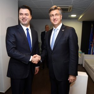 Andrej Plenković i albanski političar Lulzim Basha