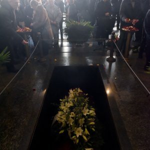 Posljedni ispraćaj Božidara Alića na krematoriju