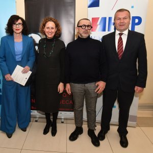 Senka Bulić, ministrica Obuljen Koržinek, Krešo Dolenčić i župan Anđelko Stričak