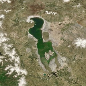 Promjena boje jezera Urmia u Iranu 23. travnja 2016.