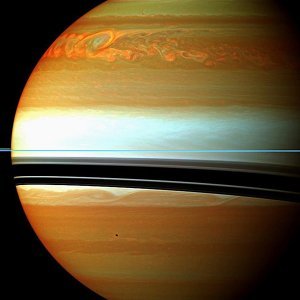 Velika oluja na sjeveru Saturna