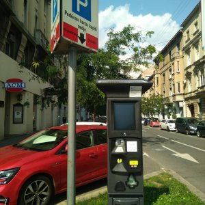 Novi parkirni aparati u Martićevoj