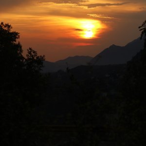 Zalazak sunca iznad kanjona rijeke Cetine