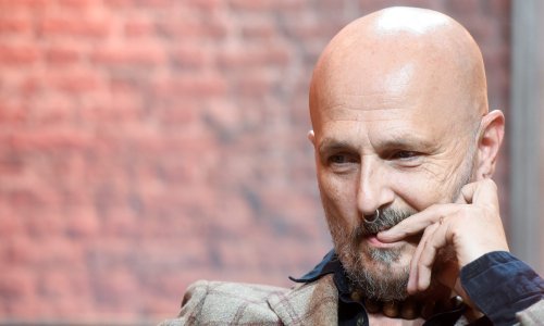 Urban o razlazu s Lukyjem i kumom Ljubom, kontaktima s kriminalcima, opijatima, gitaristu koji ga je izbio iz cipela, zašto misli da je rock mrtav...