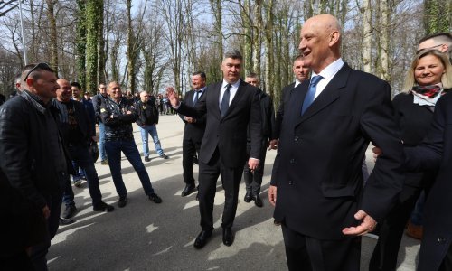 Burna obljetnica na Plitvicama; Rojs: Milanovića za premijera!