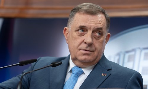 Kriza u BiH: Dodik zatražio potvrdu lojalnosti od Srba koji rade u tijelima vlasti BiH