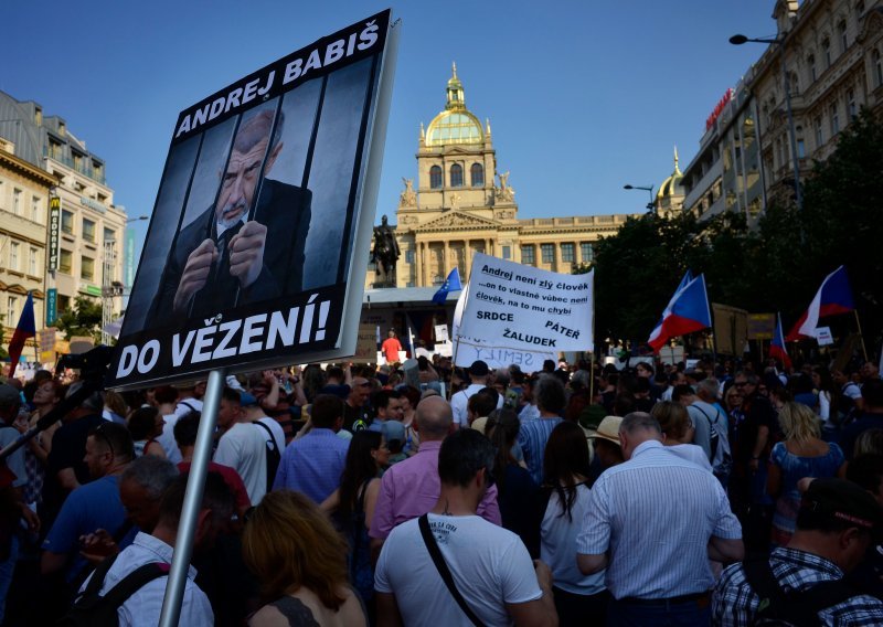 Tko je Andrej Babiš, češki Trump i uzor Ivice Todorića, čiji odlazak na ulici traže deseci tisuća građana