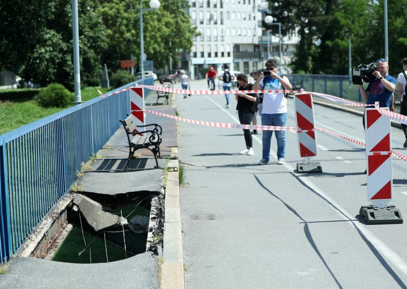 Obnovili ga prije dvije godine, a već se raspada: Urušio se dio mosta u Zagrebu
