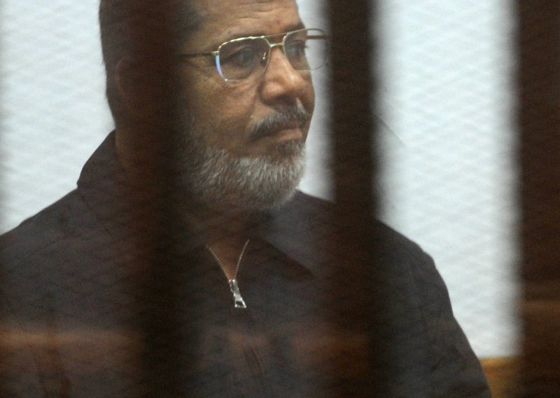 Poznat uzrok smrti bivšeg egipatskog predsjednika koji je umro u sudnici