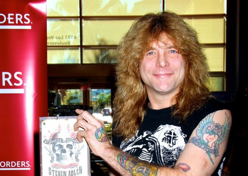 Slavni bubnjar benda Guns N' Roses završio u bolnici