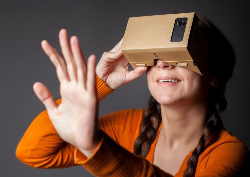 Google isporučio čak 10 milijuna Cardboarda, pripremio brdo VR sadržaja