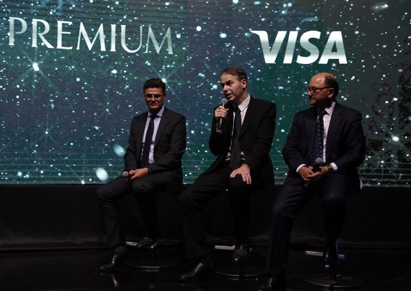 Predstavljena nova PBZ Card Premium Visa kartica