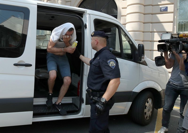 Otkriveni detalji hapšenja diljem Hrvatske. U akciji je sudjelovalo 150 policajaca, a zaplijenjeni su droga, skupocjeni auti, novac...