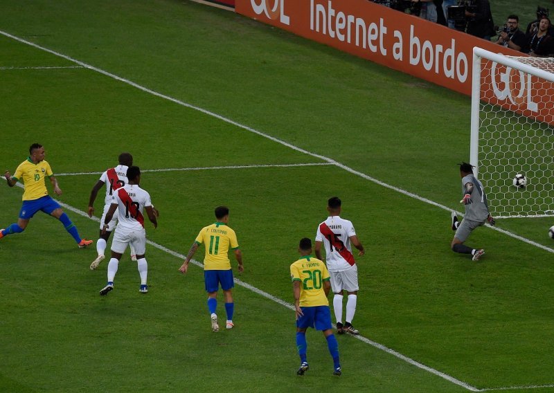 Brazil po deveti put prvak Južne Amerike; Everton, Jesus i Richarlison nokautirali Peruance