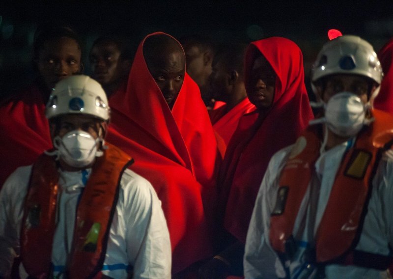 Spašen 141 migrant na moru između Maroka i Španjolske