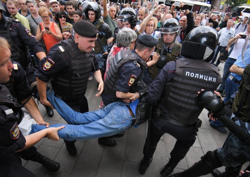 Moskovske vlasti organiziraju glazbeno-gurmanske festivale kako bi odvratili građane od prosvjeda