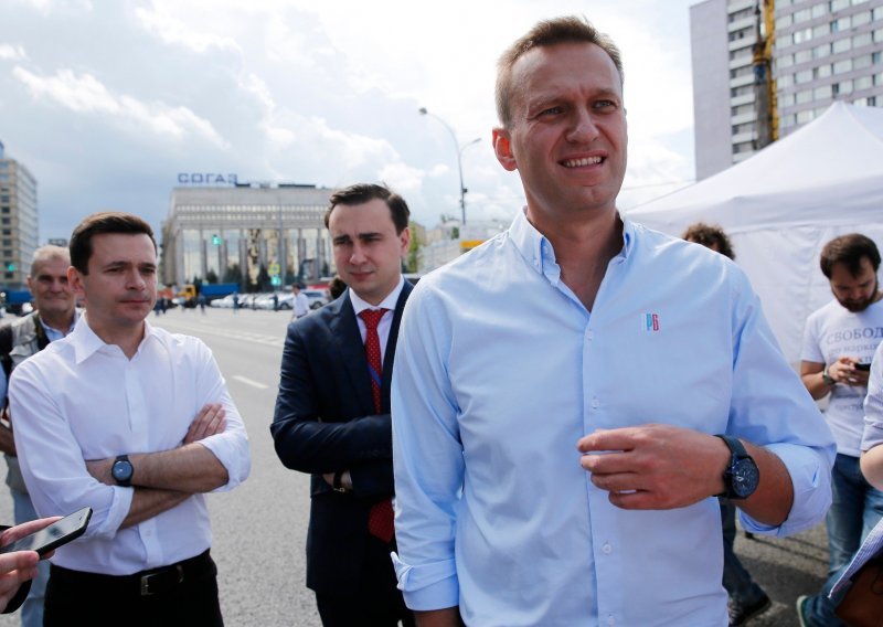Ruski opozicijski vođa Navaljni možda otrovan