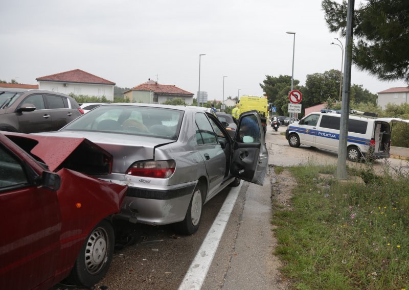 Novigrad: Deset ozlijeđenih u sudaru četiri vozila