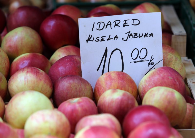 Proizvođači upozoravaju na stare, uvozne jabuke u trgovinama i otkrivaju kako prepoznati svježe od onih iz lanjske berbe