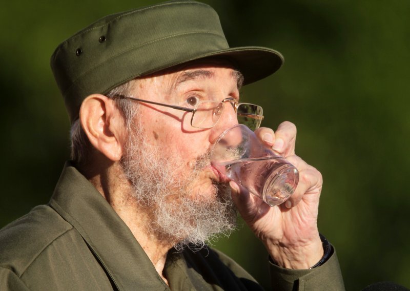 Fidel Castro: Običan sam vojnik revolucije!