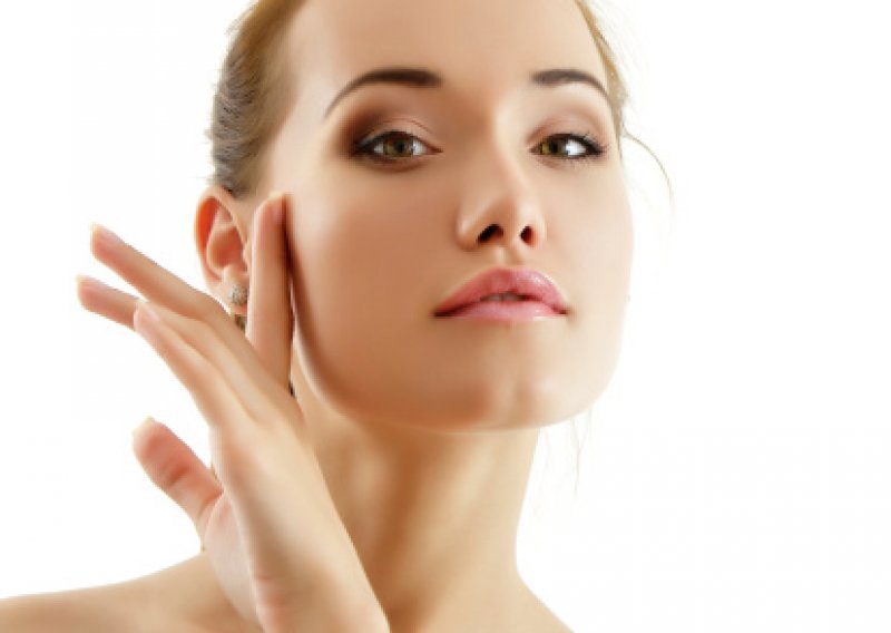 Isušuje li hidratantna krema vašu kožu?