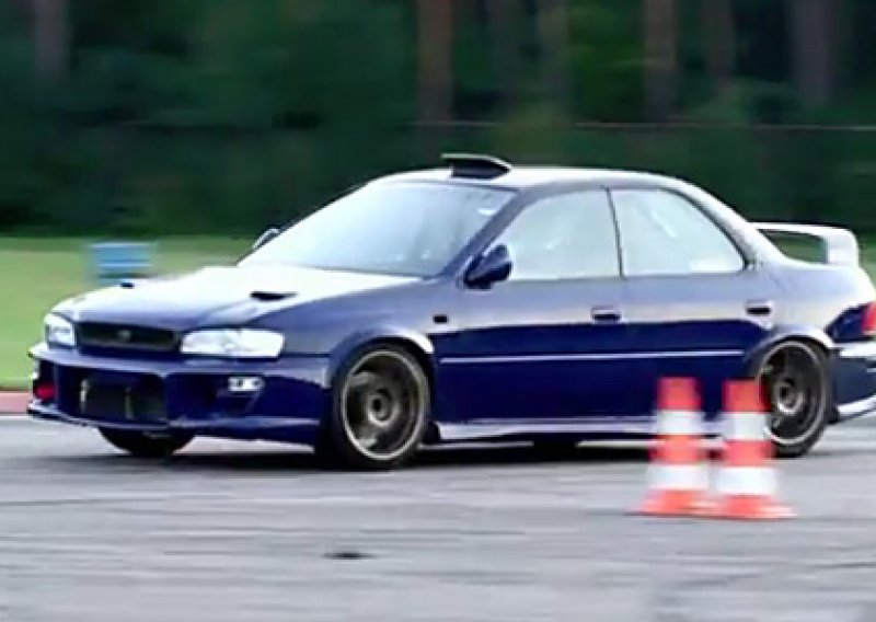 Ovako se ponaša Subaru Impreza s BMW-ovim V10!