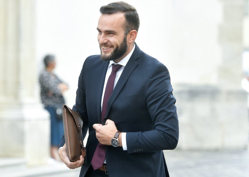 Ministar Aladrović: Više nema potrebe za održavanjem referenduma
