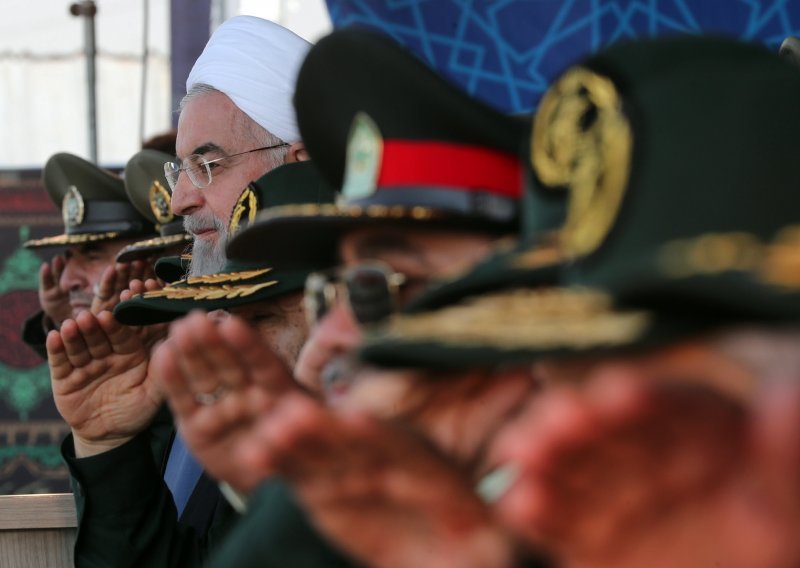Pogledajte impresivnu vojnu paradu u Iranu s koje je poručeno Zapadu da se ne petlja u njihove poslove