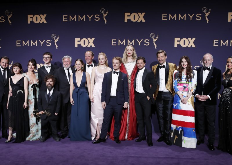 Serija 'Fleabag' najveći je pobjednik ovogodišnjih Emmyja, a slavila je i 'Igra prijestolja'