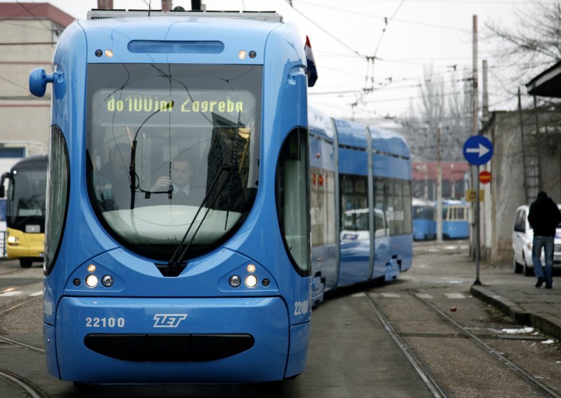 Jake političke snage pustile u promet EURO tramvaj