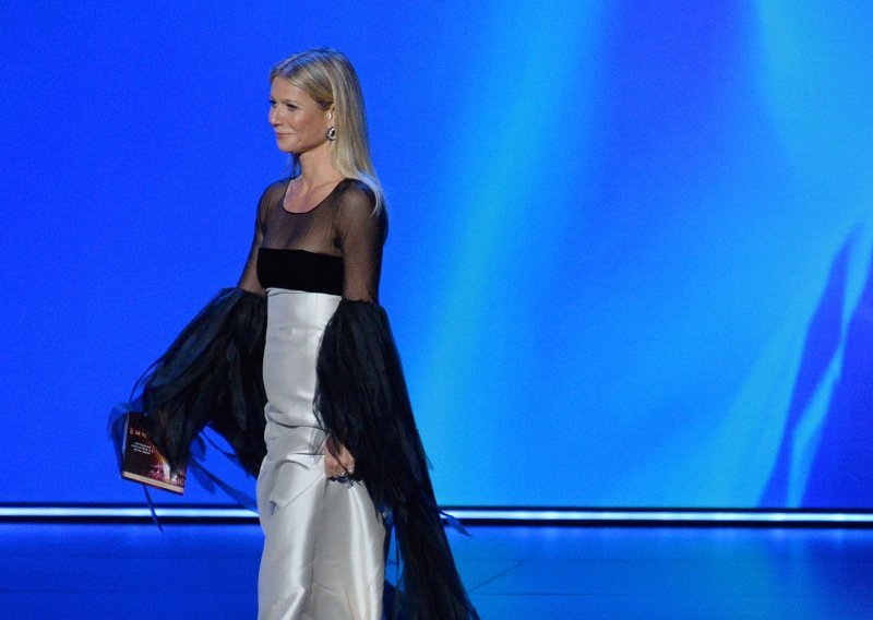 Zbog haljine u kojoj nije mogla hodati Gwyneth Paltrow postala viralni hit