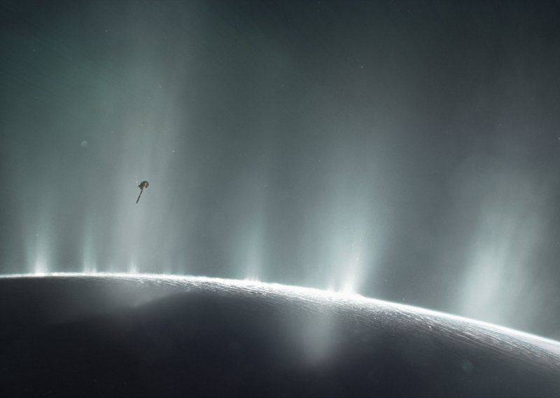 Ocean na Saturnovom mjesecu sadrži gradivne blokove života, otkrila je NASA-ina misija Cassini