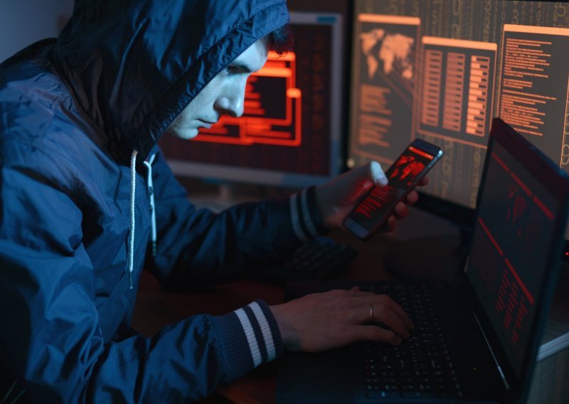 Američka regulativa želi suzbiti 'stalkerware' - opasni softver koji služi za špijunažu vašeg smartfona