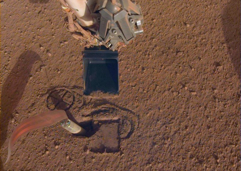 Krtica se vratila u akciju: stroj vrijedan milijardu dolara ponovno buši rupu u Marsu