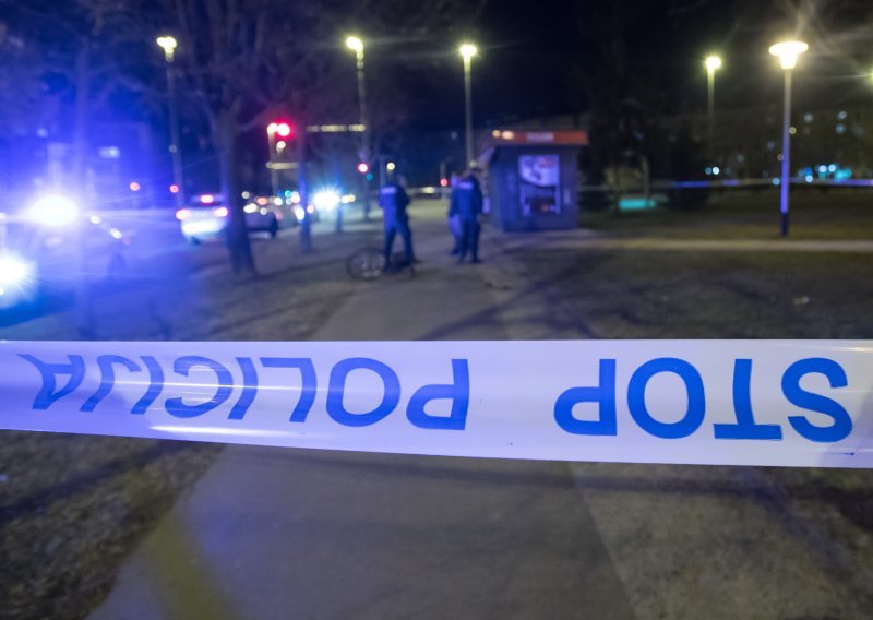 U Runovićima jedna osoba poginula, a četiri ozlijeđene u prometnoj nesreći