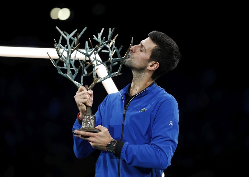 Novak Đoković stigao do 77. naslova u karijeri, ali od ponedjeljka više neće biti tako sretan