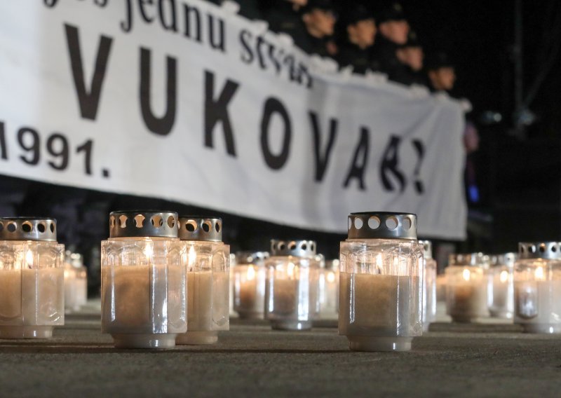 Hrvatska se prisjeća najbolnijih dana Vukovara