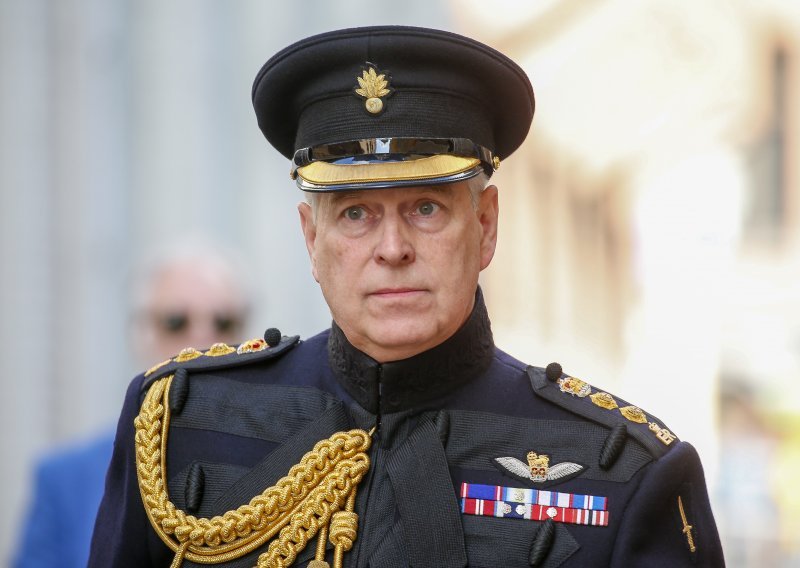 Britanski mediji osudili njegov javni istup: Princ Andrew donio katastrofalnu odluku koja bi ga mogla koštati