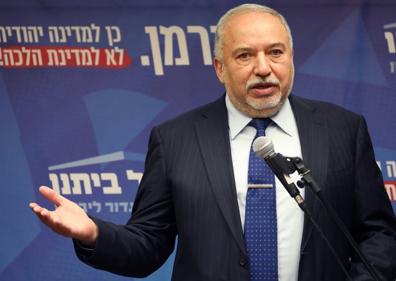Lieberman ne želi podržati ni Netanyahua niti Gantza