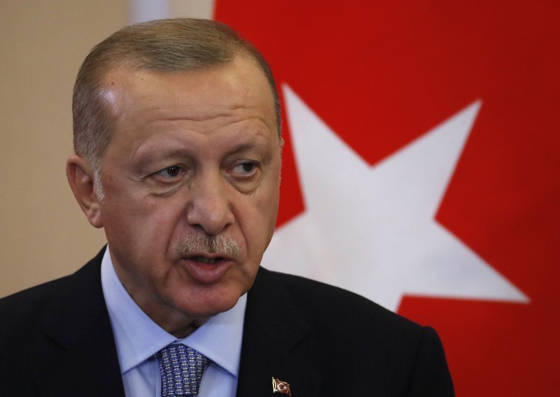 Erdogan posjetio Katar: Nikada nismo ostavili svoje prijatelje koji su bili izloženi prijetnjama ili u opasnosti