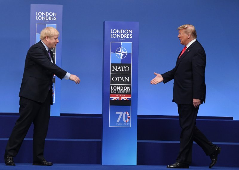 Johnson pozvao Trumpa da se ne miješa u izbornu kampanju u Britaniji