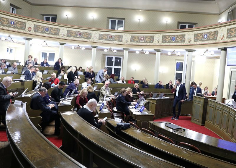 Izglasan proračun Grada Zagreba od 8,54 milijarde, potporu dali i Neovisni za Hrvatsku