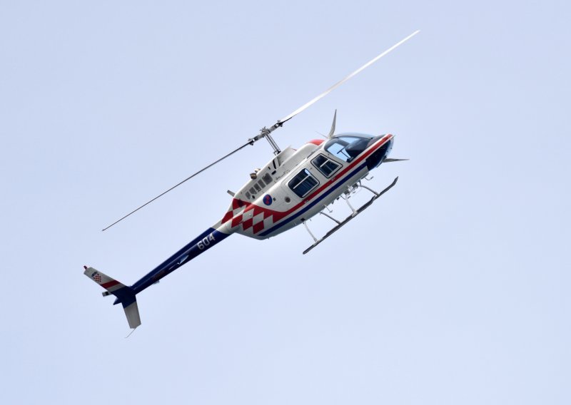 'Ivan Krizman nije pilot helikoptera nego aviona i nije u bazu u Zemuniku uveo civila maskiranog u vojnog pilota'