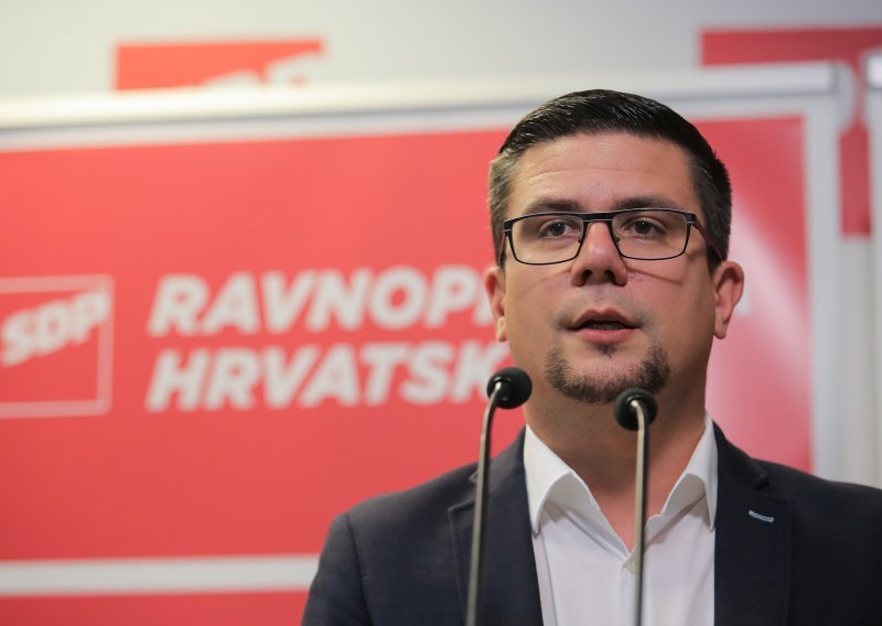 Osječki SDP-ovci o incidentu kod Našica: Mrzitelji Hrvatske odlučili još jedanput nanijeti mrlju našoj domovini