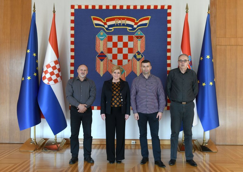 Predsjednica Grabar-Kitarović podržala radnike Đure Đakovića u njihovim zahtjevima
